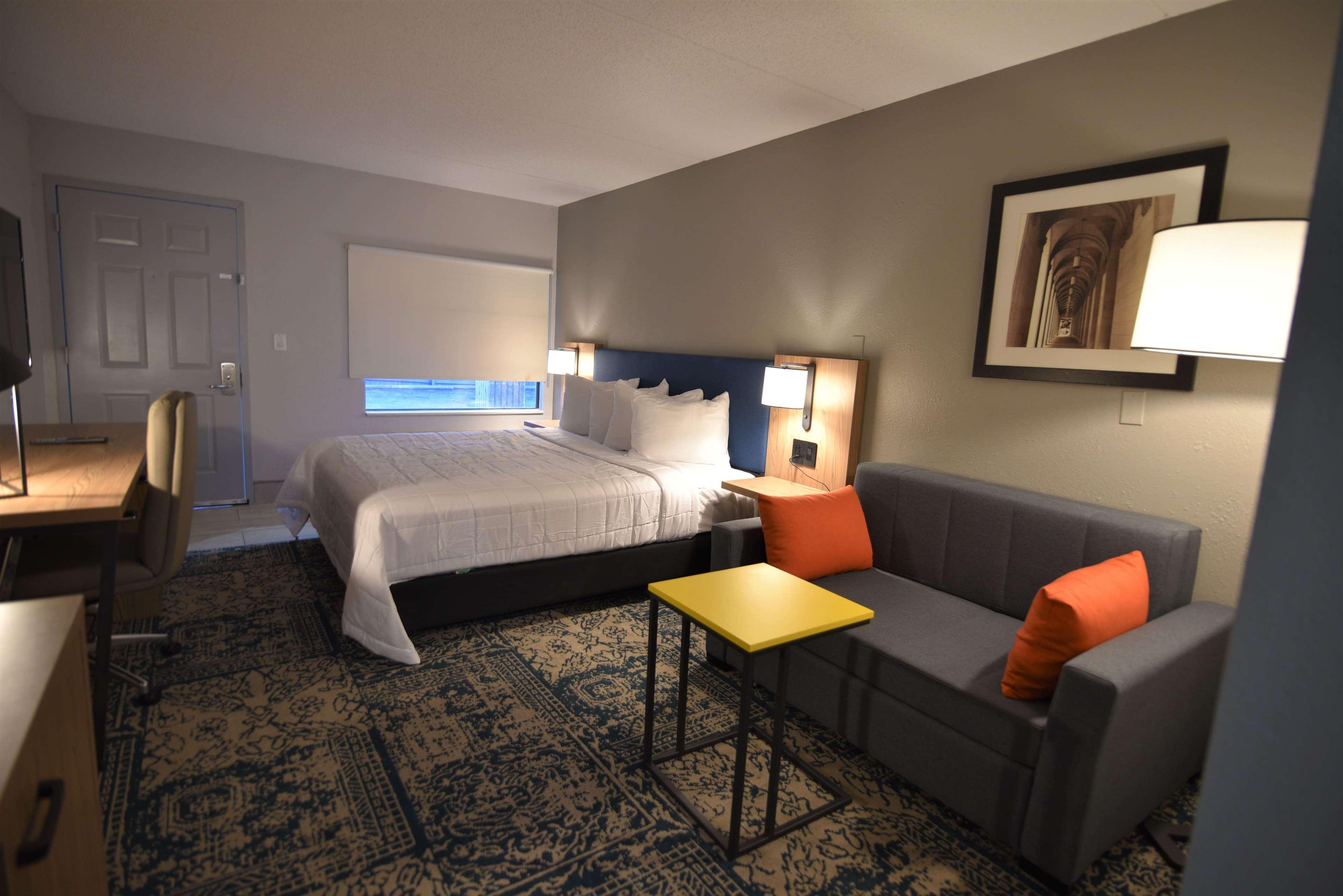 Baymont By Wyndham Pine Grove I-81 Hotel Buitenkant foto