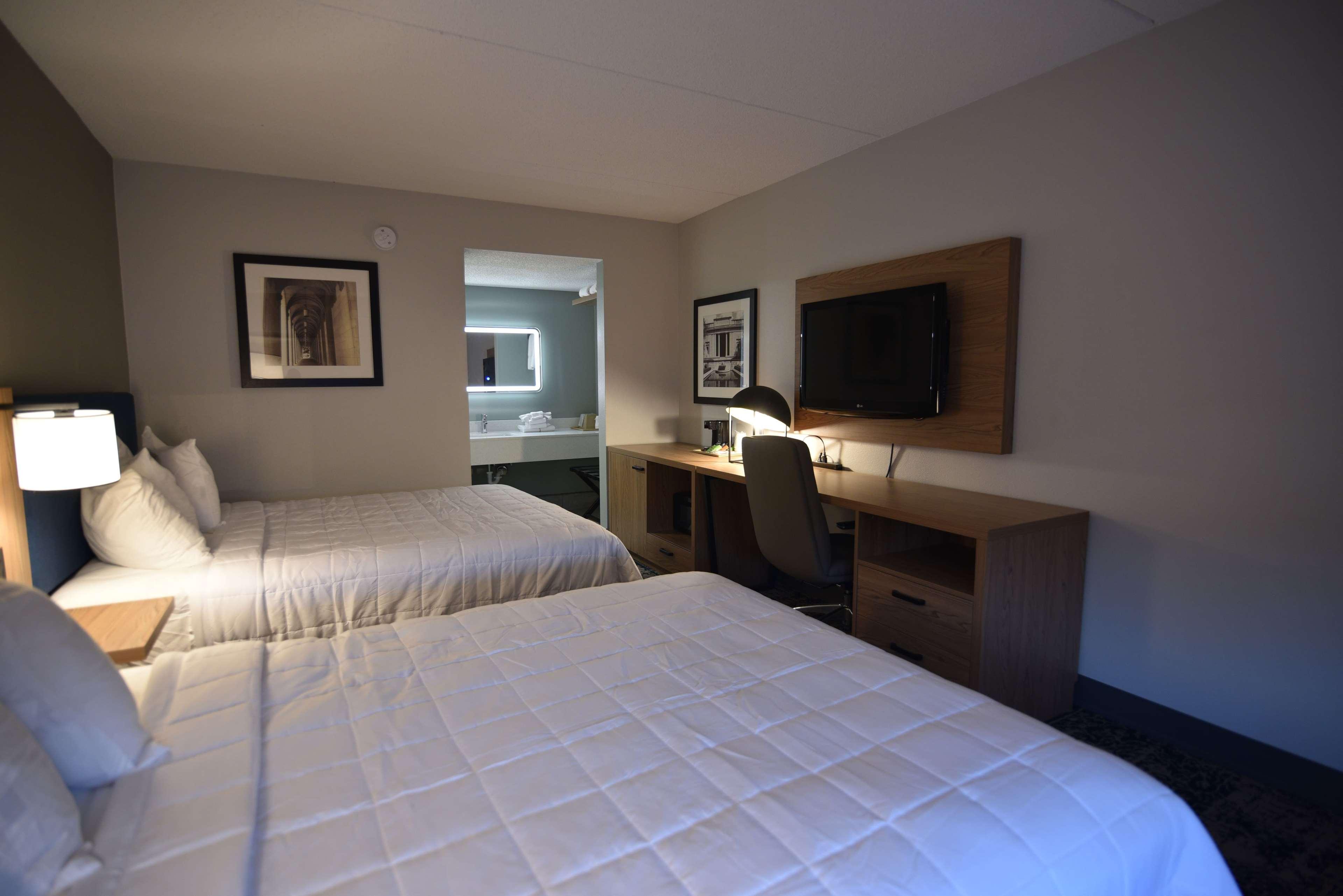 Baymont By Wyndham Pine Grove I-81 Hotel Buitenkant foto