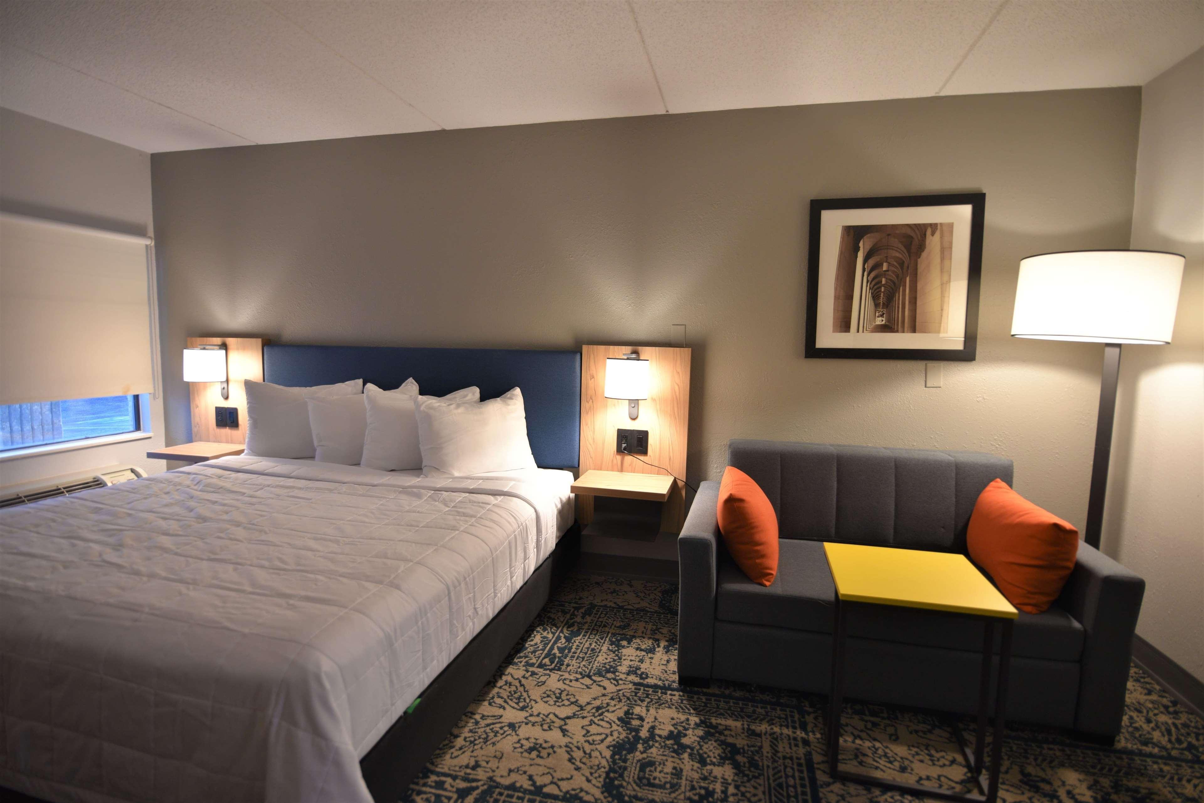 Baymont By Wyndham Pine Grove I-81 Hotel Buitenkant foto